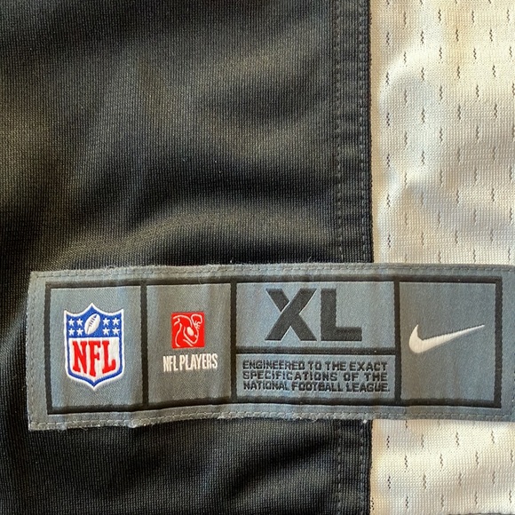 Excellent Condition - XL - Picture 2 of 5